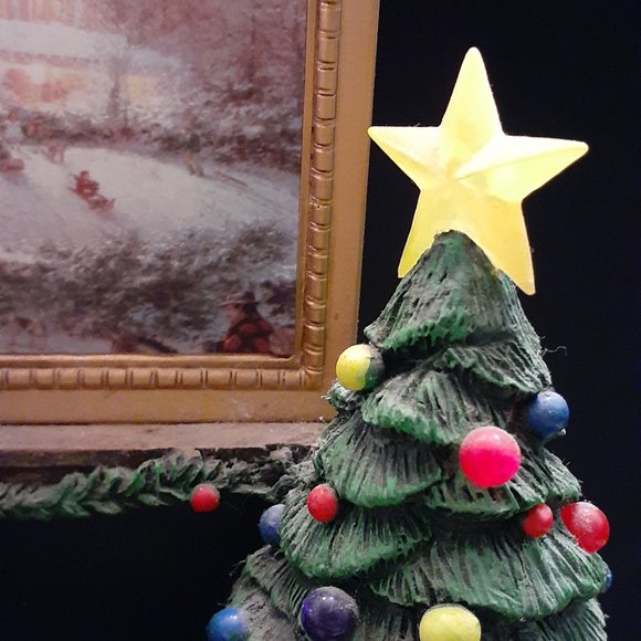 Thomas Kinkade The Joy of Christmas Santa - Picture 9 of 9